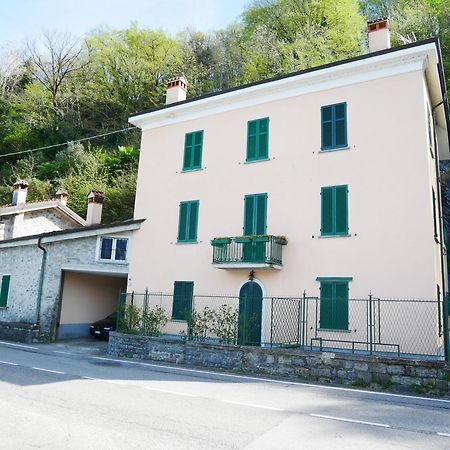 La Riva Appartamento 페를레도 외부 사진